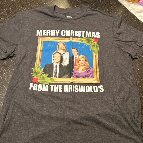 Unisex tee for The Griswold lovers! - Picture 1 of 3